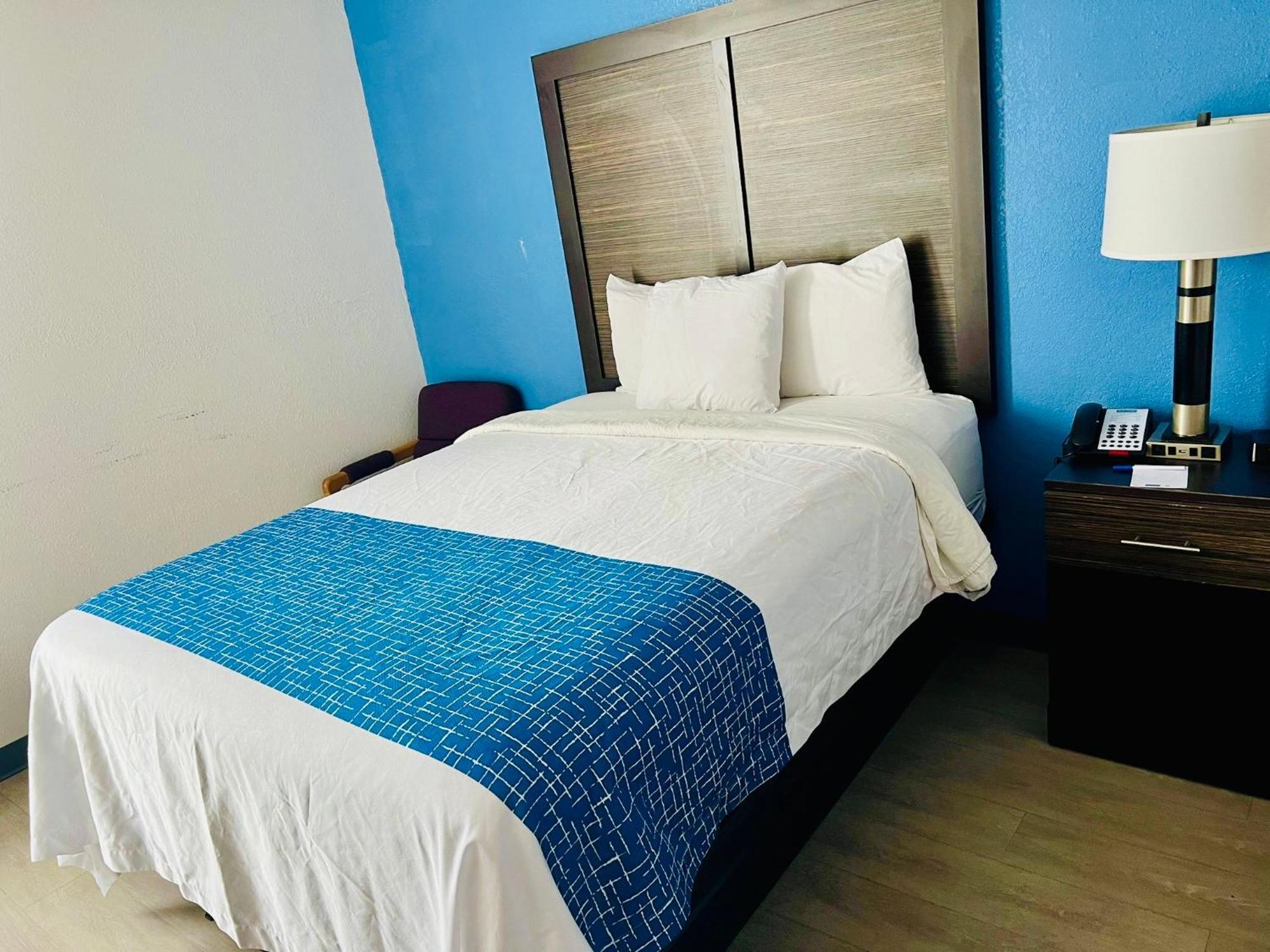 Travelodge By Wyndham Gallipolis エクステリア 写真